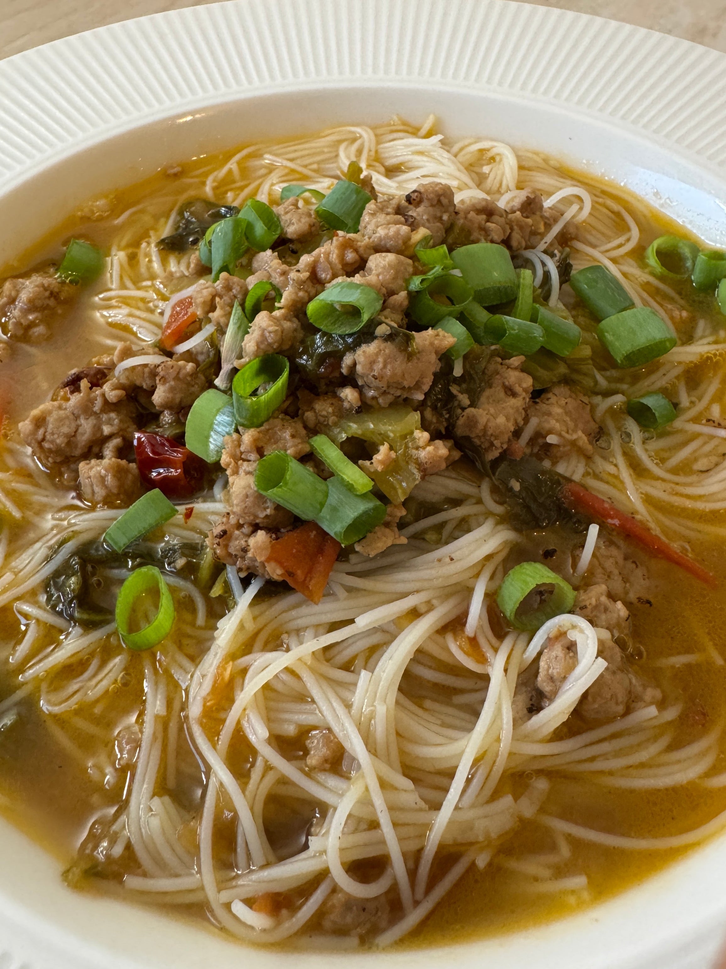 麻辣酸菜肉碎湯底 - Mala Pickled Vegetable & Minced Pork Broth (500g) - For two